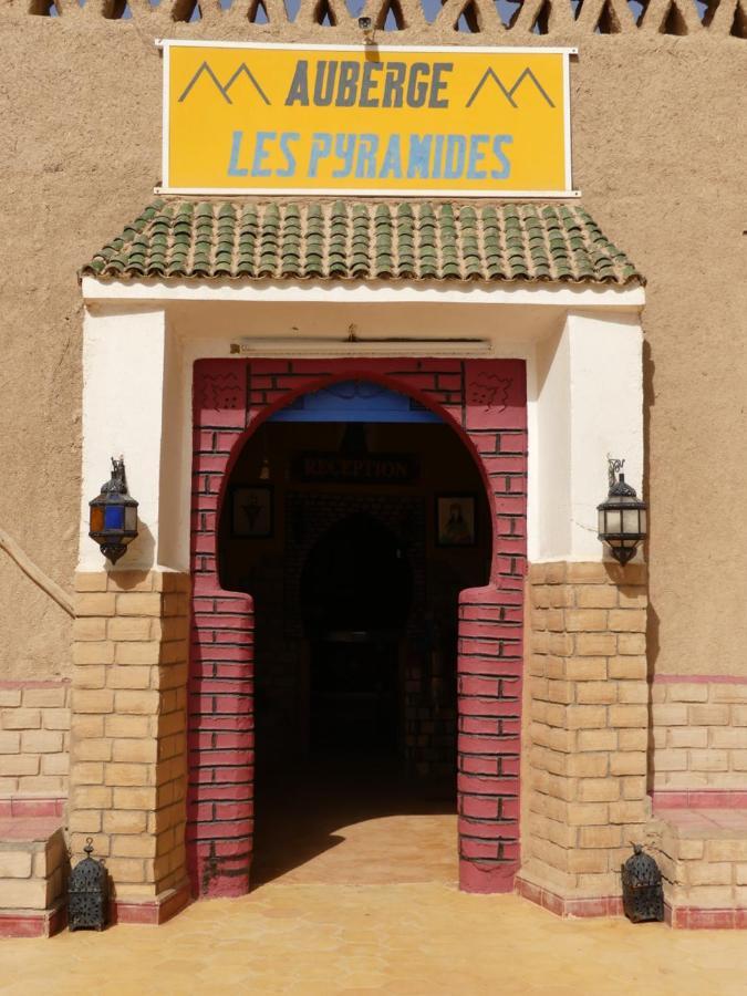 Les Pyramides Hotel メルズーガ エクステリア 写真