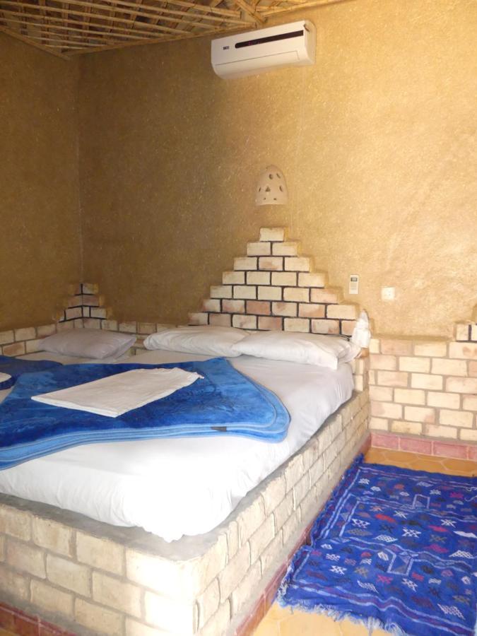 Les Pyramides Hotel メルズーガ エクステリア 写真